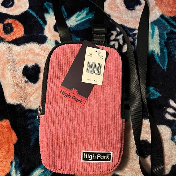 HighPark Crossbody bag - Picture 1 of 3